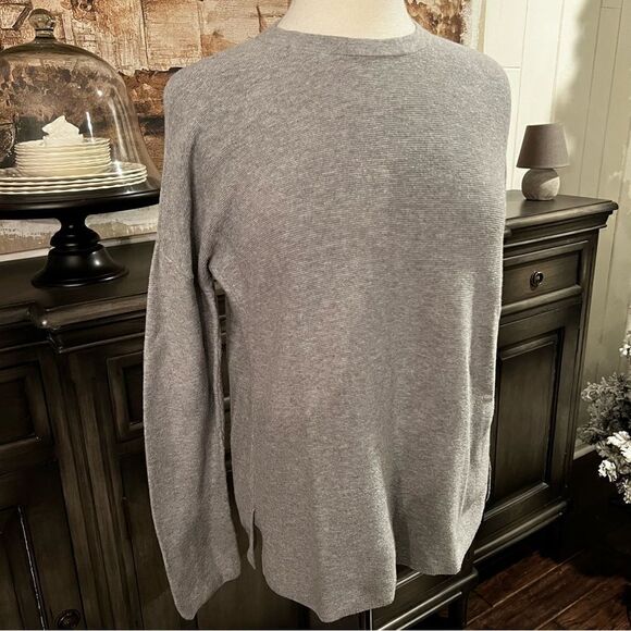 LOFT Gray Sweater Long Drop Sleeve size XS - Picture 6 of 9